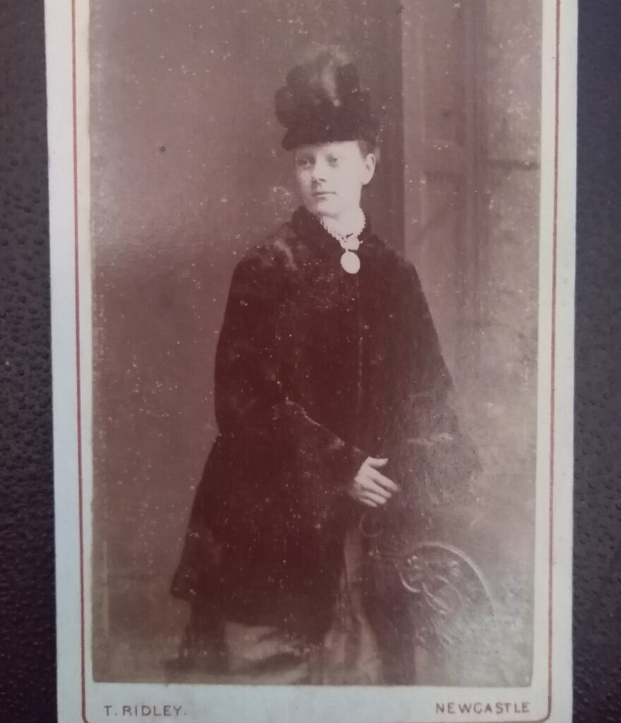 1877-1882 kobieta